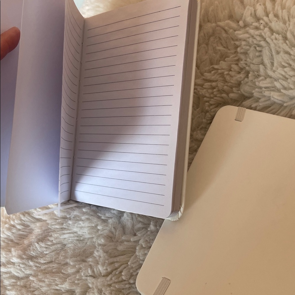 Paramount White Notebooks - Picture 4 of 4